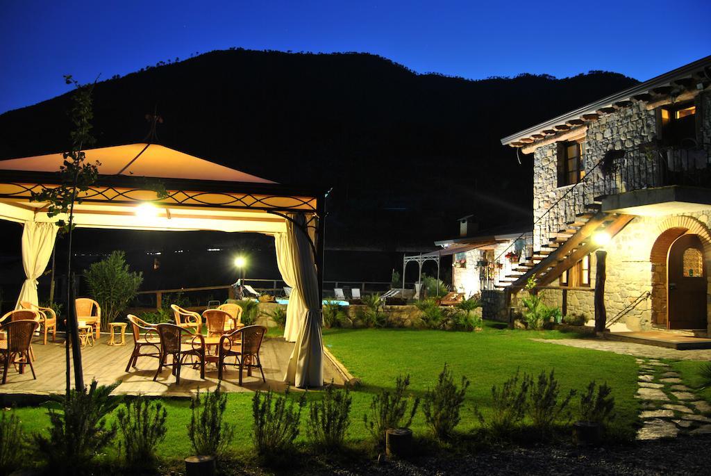 バダルッコ Le Macine Del Confluente Bed & Breakfast エクステリア 写真
